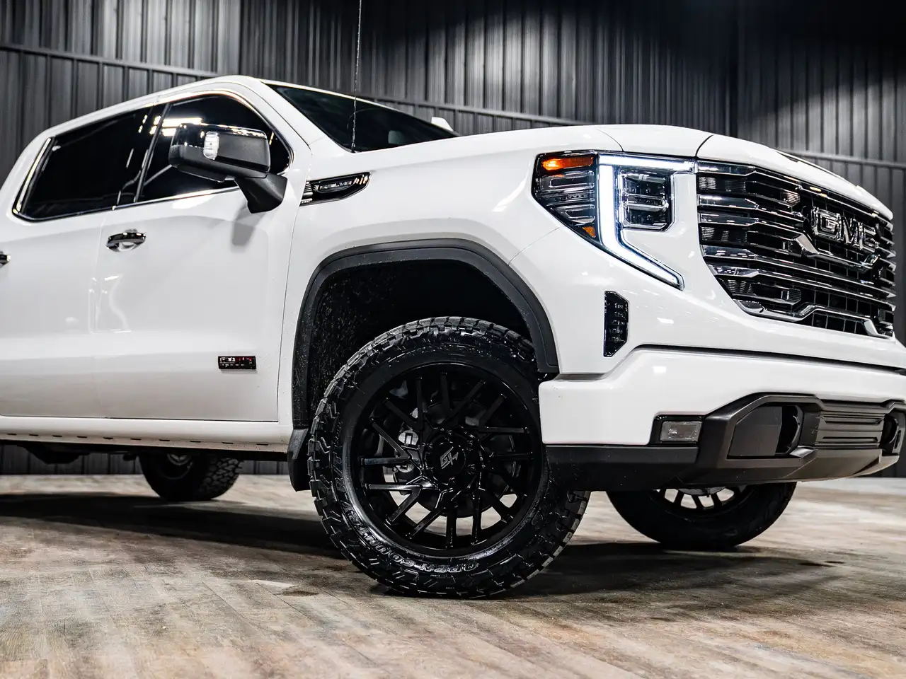 GMC Sierra 1500 снимка GMC Sierra 1500