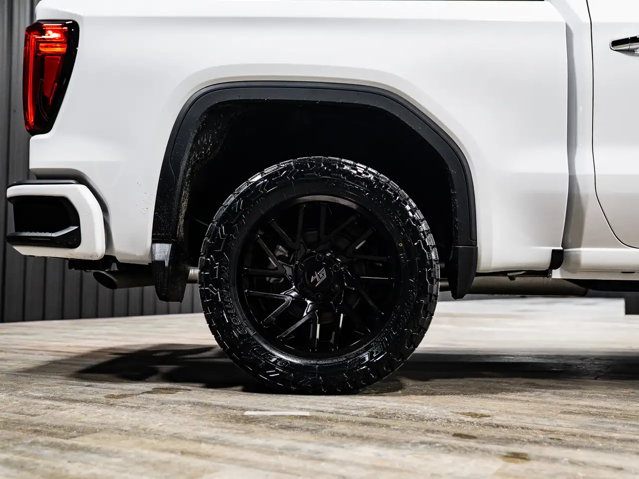 GMC Sierra 1500 снимка GMC Sierra 1500
