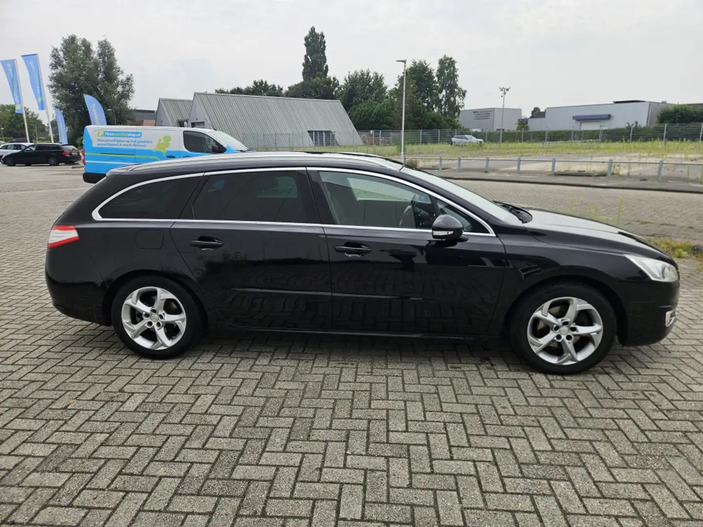 Peugeot 508 SW 1.6 THP Blue L. Prem Noir - 2