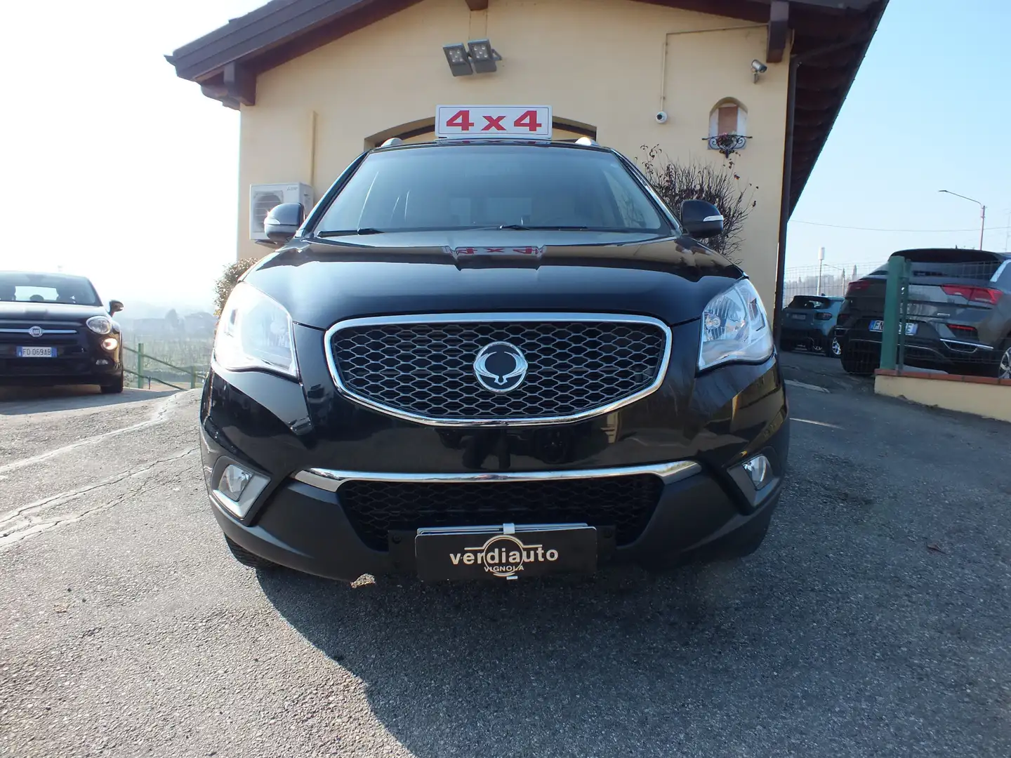 SsangYong Korando 2.0 e-XDi 175 CV 4X4+BLOCCO DIFFERENZIALE CENTRALE Noir - 2