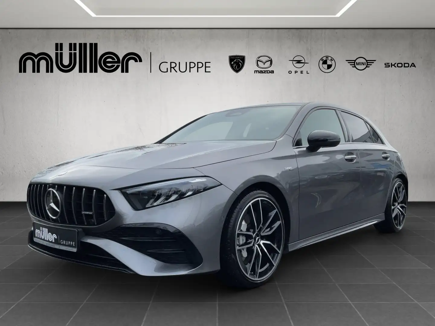 Mercedes-Benz Sonstige A 35 AMG 4Matic AMG Speedshift DCT 8G AMG Line Adv Grau - 1