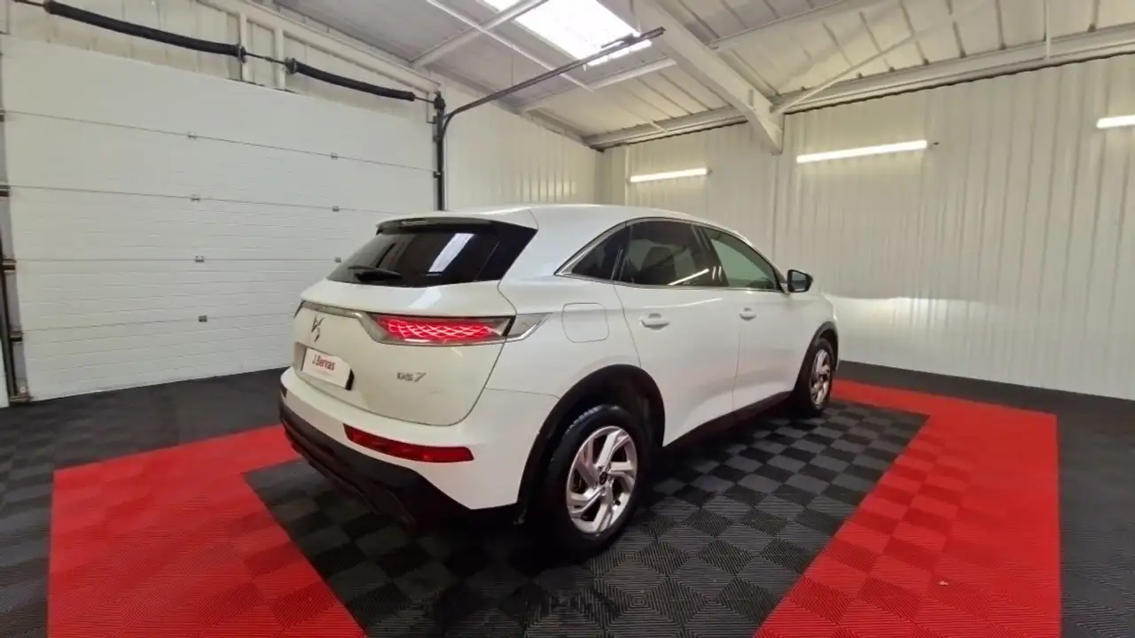 DS Automobiles DS 7 Crossback 2021