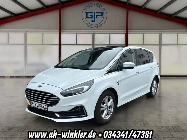 Ford S-Max Titanium | ACC | Pano | Kamera | AHK