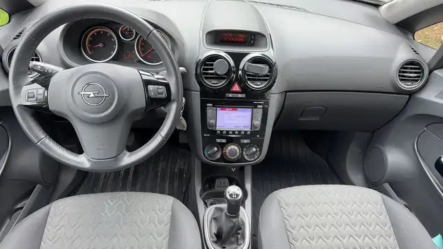 Opel Corsa view 11