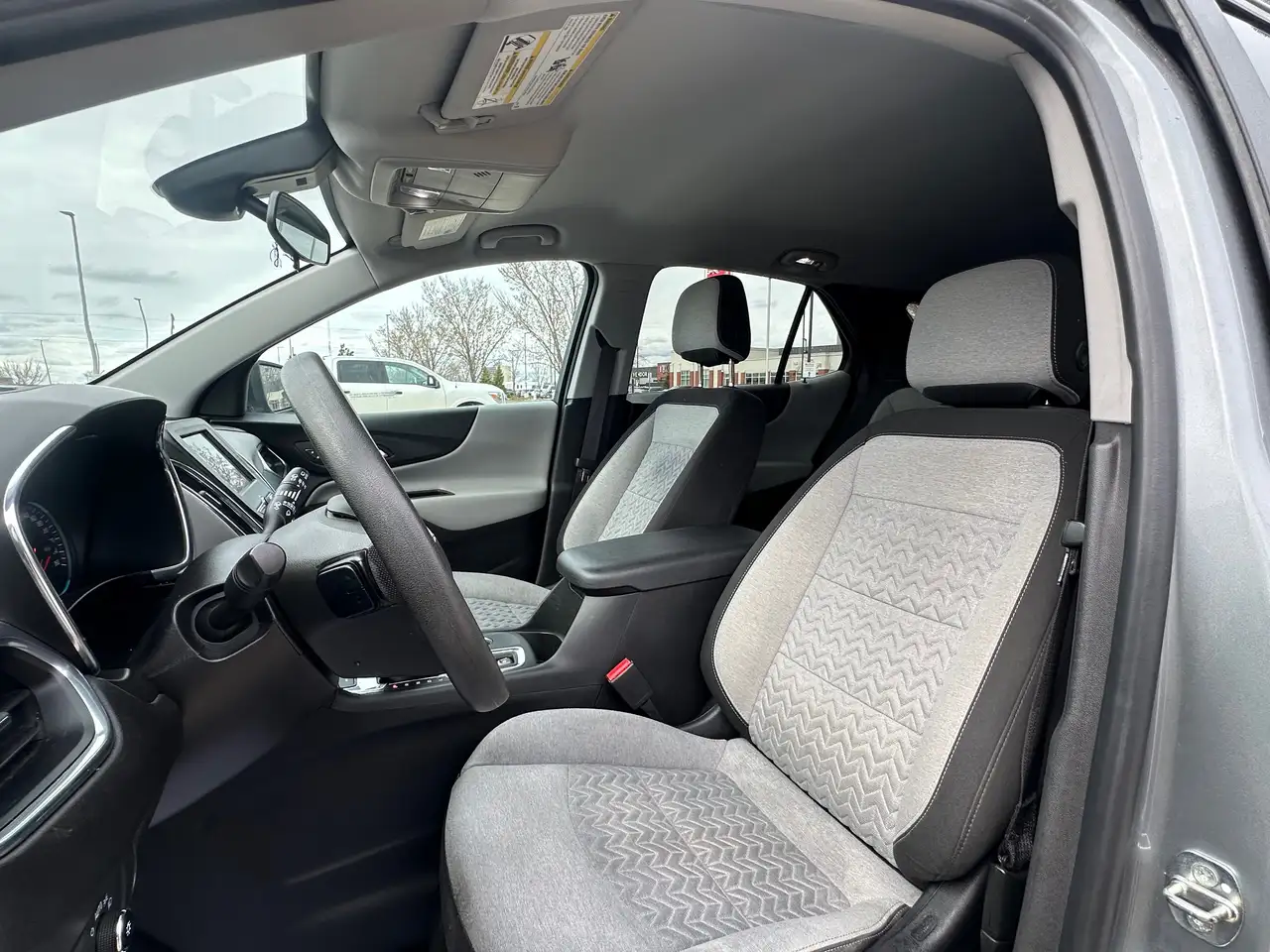 Chevrolet Equinox photo Chevrolet Equinox