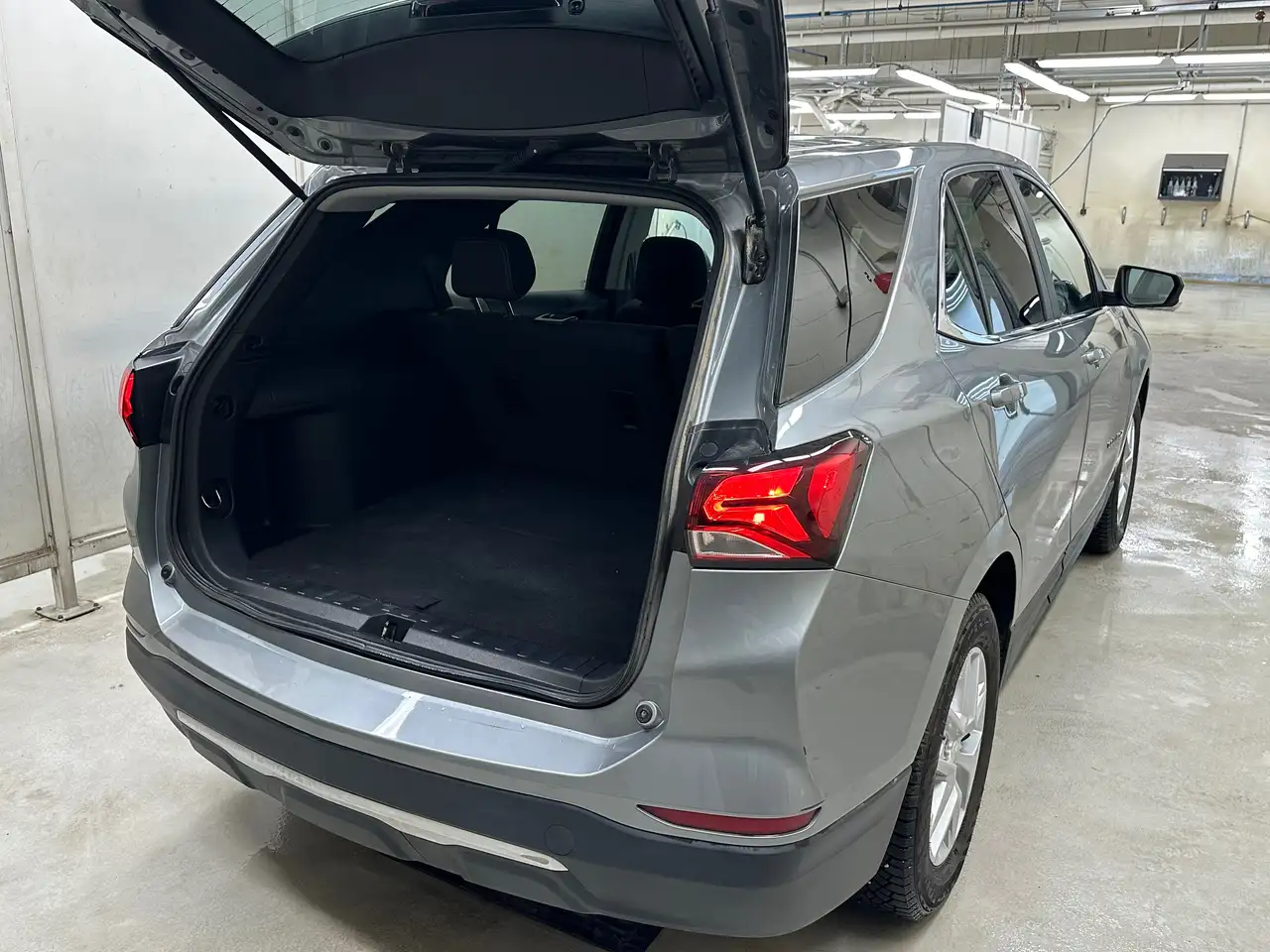 Chevrolet Equinox photo Chevrolet Equinox
