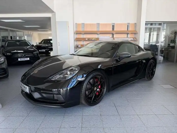 Porsche Cayman 2023