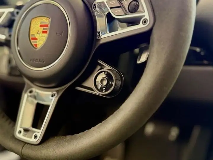 Porsche Cayman 2023, foto 14