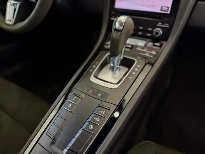 Porsche Cayman 2023, foto 13