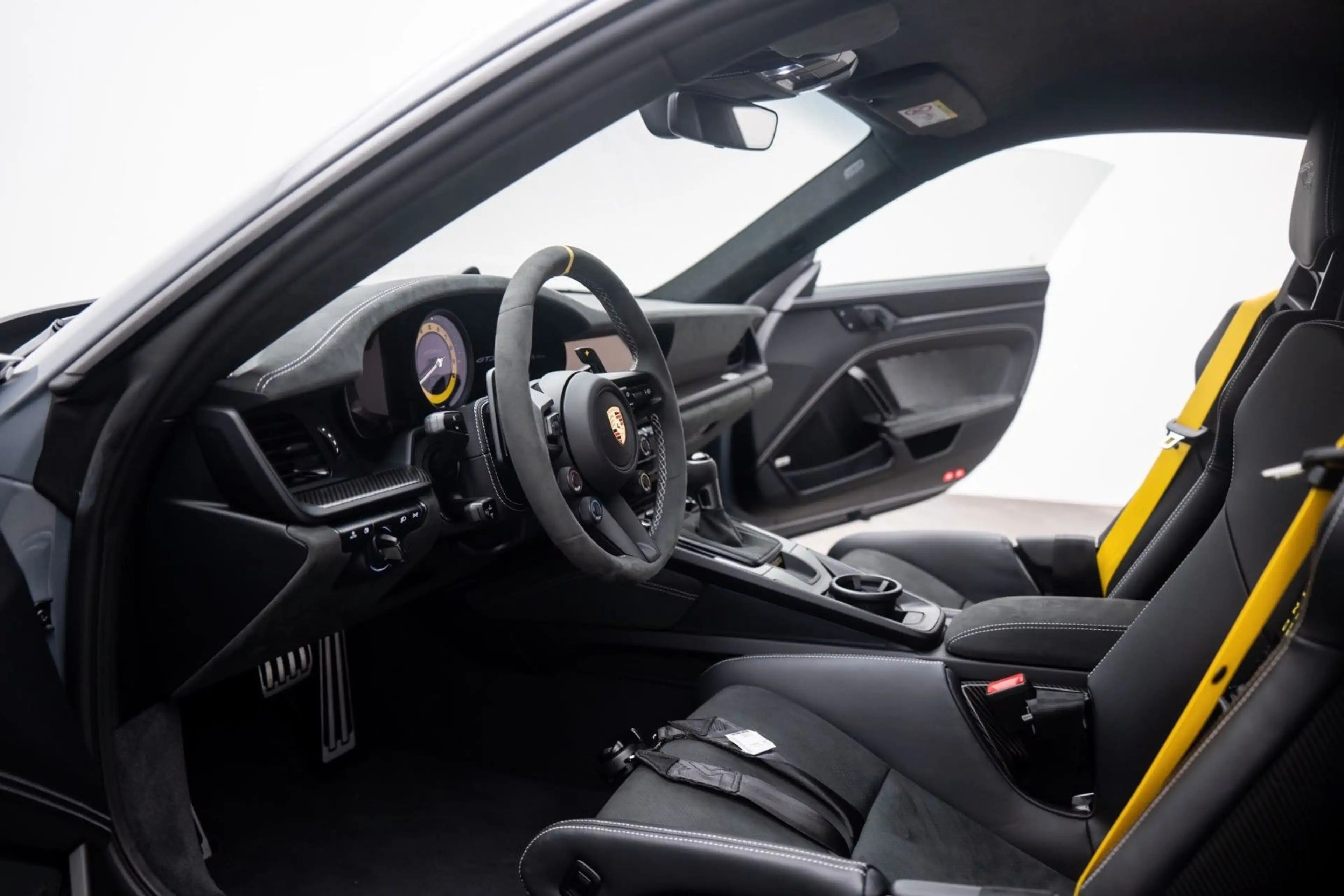 Porsche 992 GT3 RS — photo 7