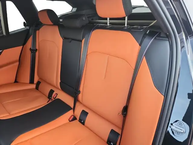BMW M5 view 15