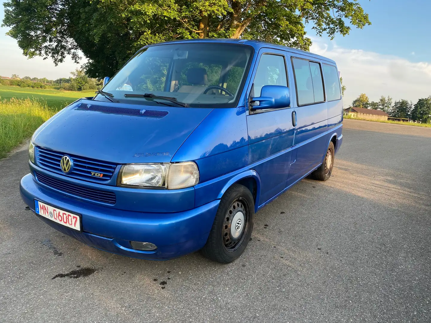 Volkswagen T4 Multivan TDI Atlantis Blau - 1