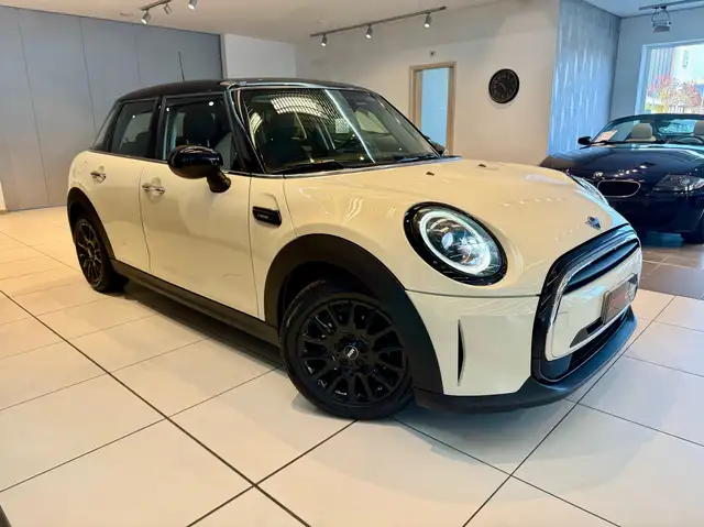 MINI One 5p 1.5 Camden 102cv NEOPATENTATI