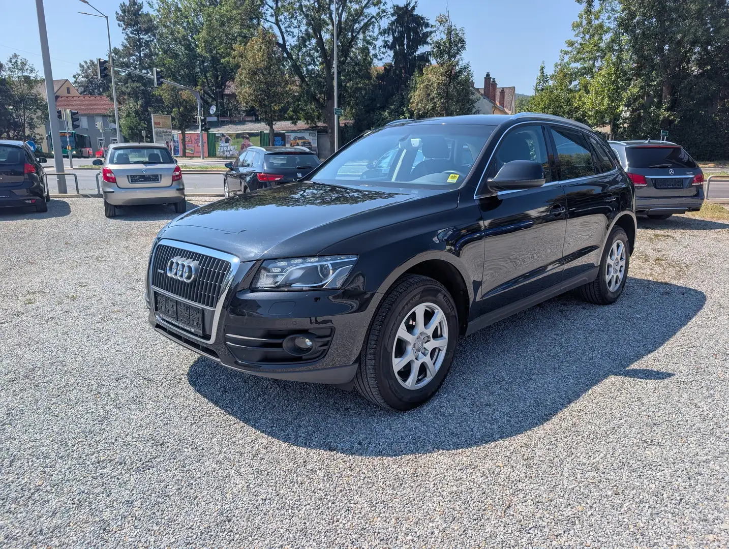 Audi Q5 2.0 TDI 125 kW quattro Schwarz - 1