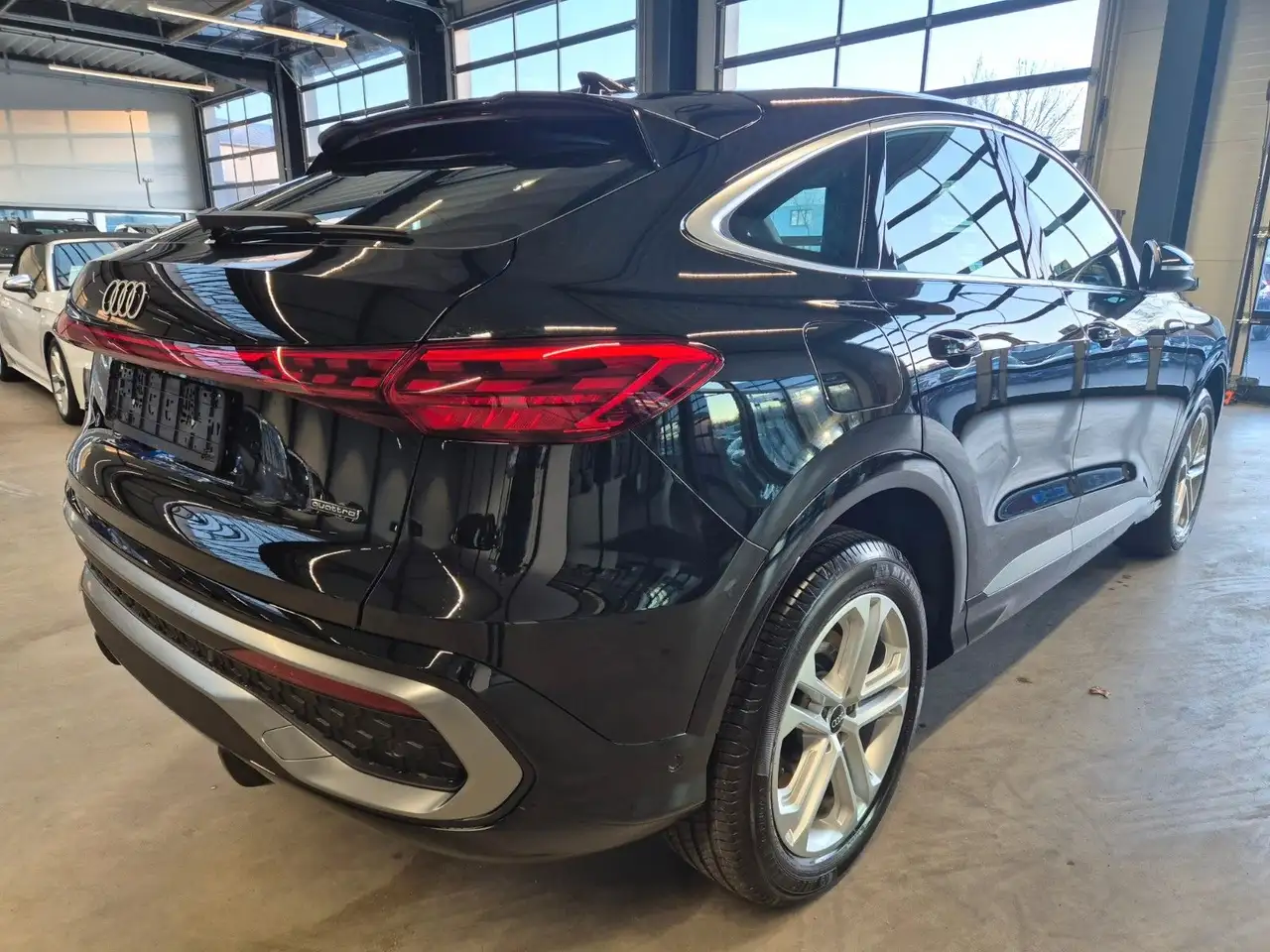 Audi Q5 SPORTBACK 2.0TDI QUATTRO S LINE MATRIX 360CAM 5