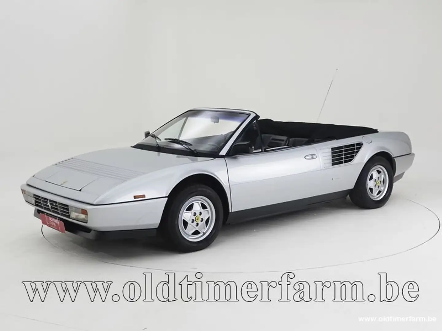 Ferrari Mondial Cabriolet '86 CH0935 Argent - 1