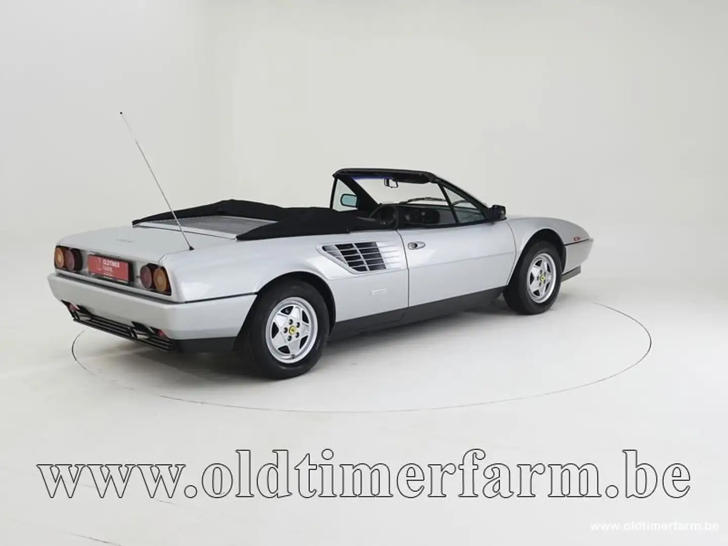 Ferrari Mondial Cabriolet '86 CH0935 Argent - 2