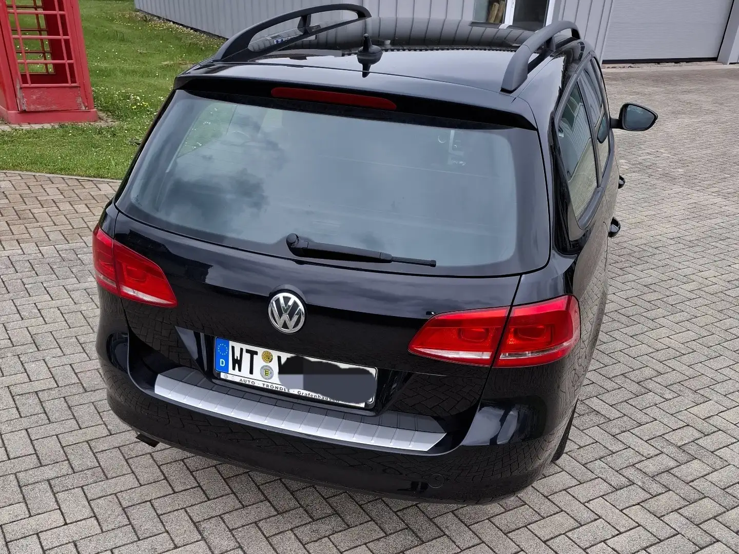 Volkswagen Passat Variant Trendline BlueMotion Schwarz - 2