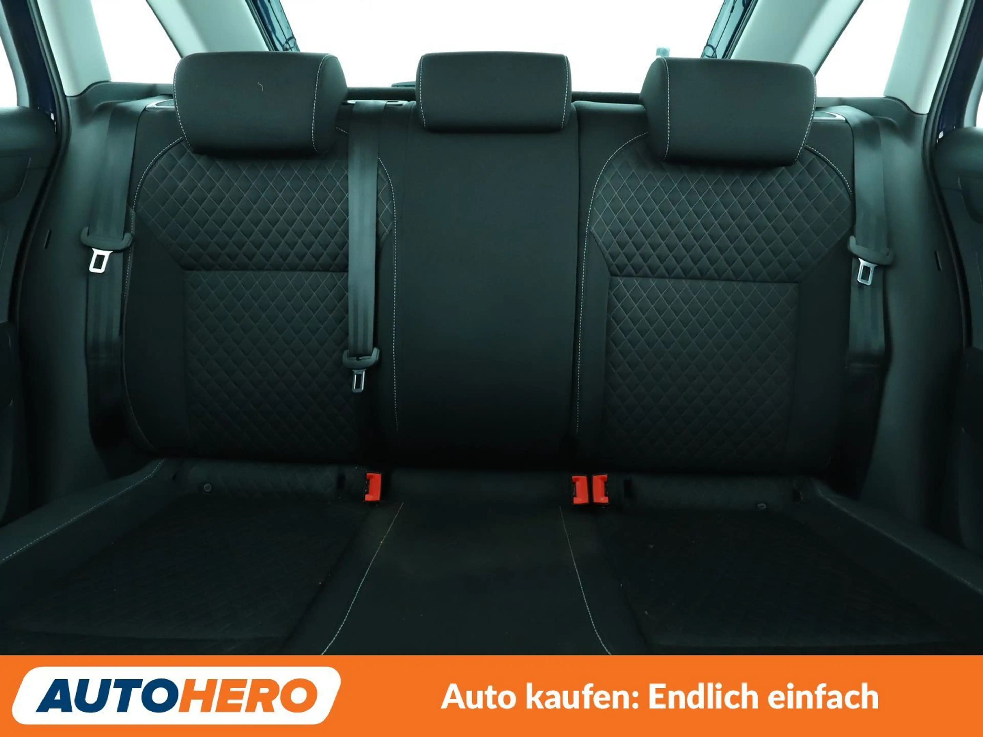 Skoda Rapid/Spaceback 1.2 TSI Emotion Plus*TEMPO*PDC*SHZ*KLIMA* — photo 15