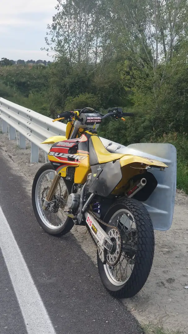 Suzuki RM 125 Giallo - 1