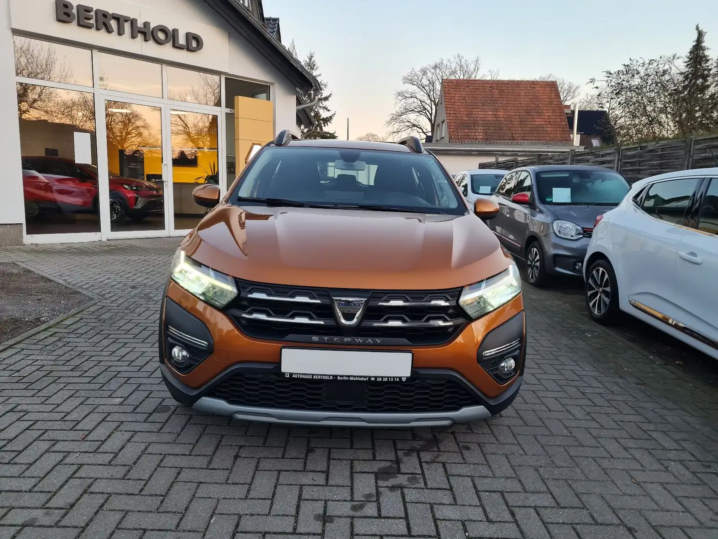Dacia Sandero III Stepway Comfort TCe 90 LPG Orange - 2