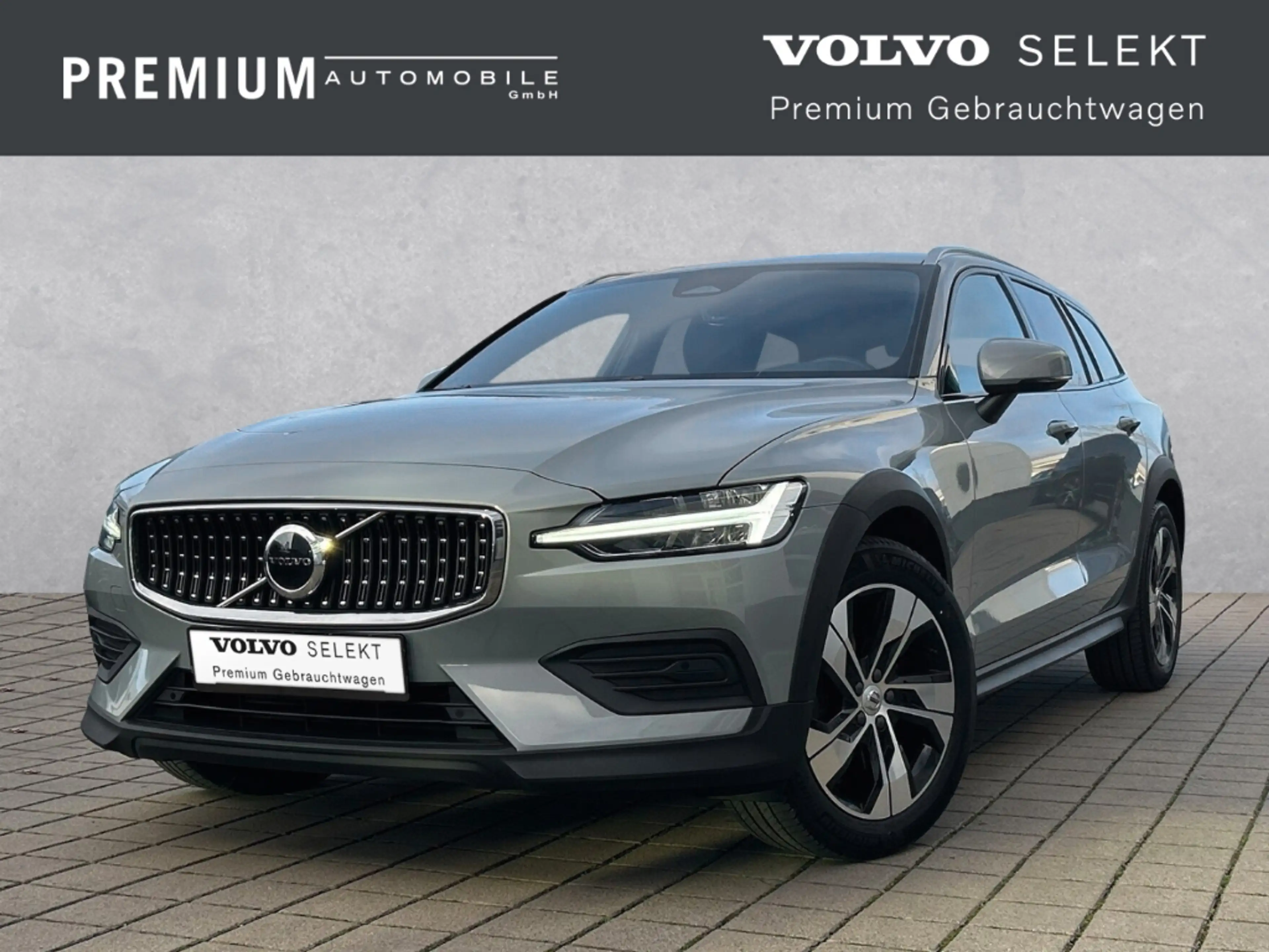 Volvo V60 Cross Country B4 AWD Diesel Plus Bright Sitzhzg./DAB+/Kamera