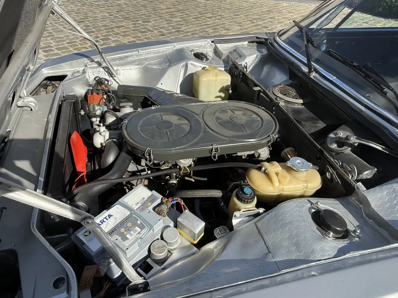 BMW E9 2.5CS, foto 7