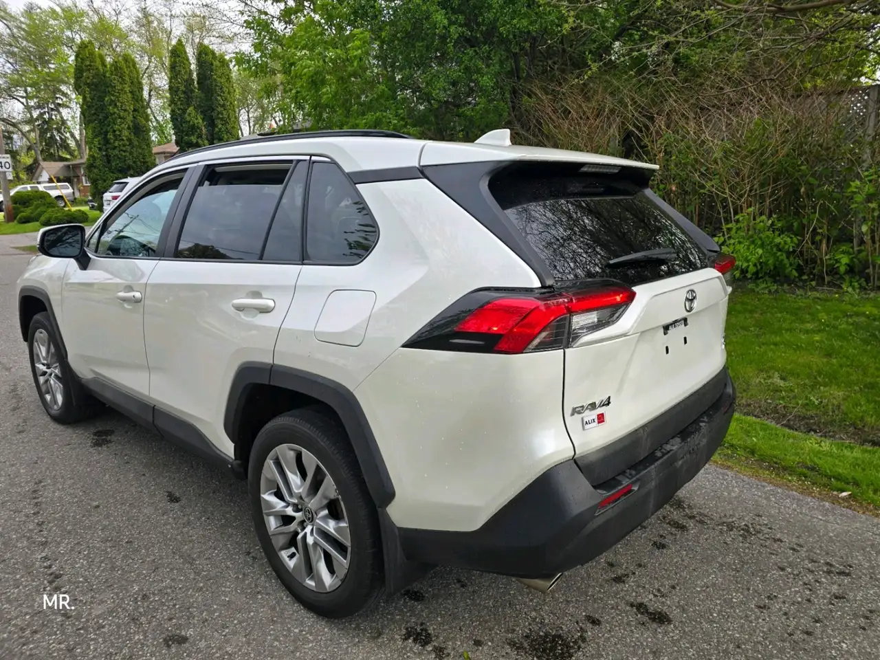 Toyota RAV 4 снимка Toyota RAV 4