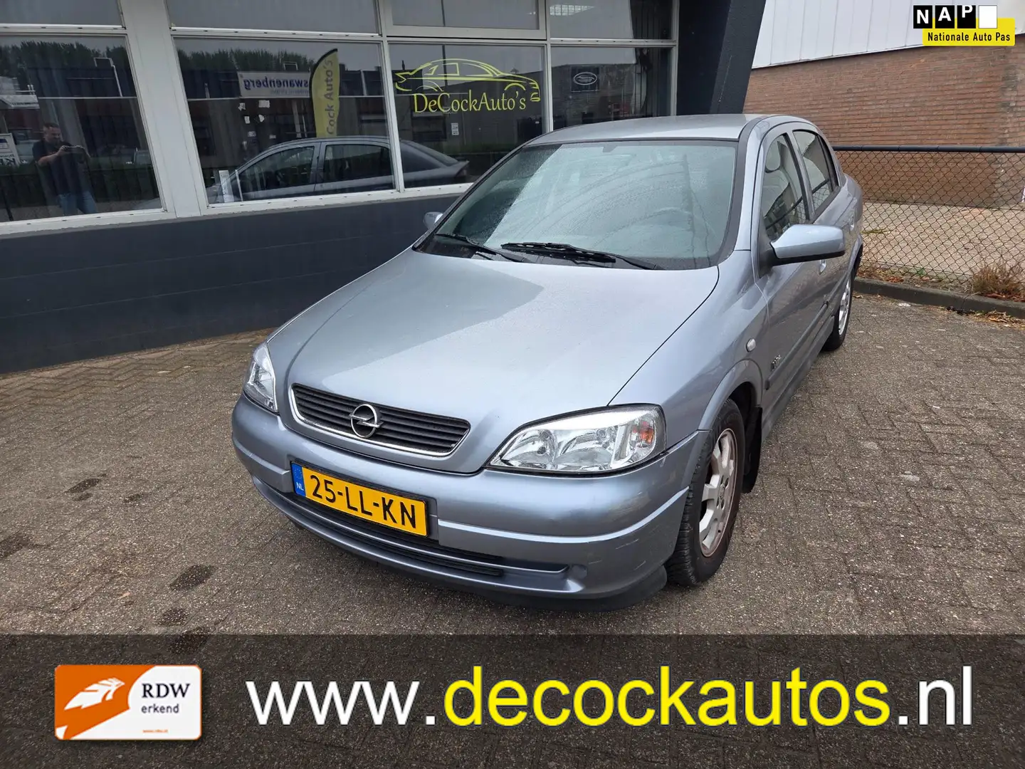 Opel Astra 1.6 Njoy/AIRCO/TREKHAAK Gris - 1