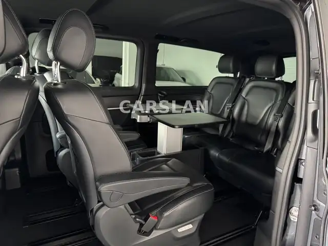 Mercedes-Benz V-Class view 27