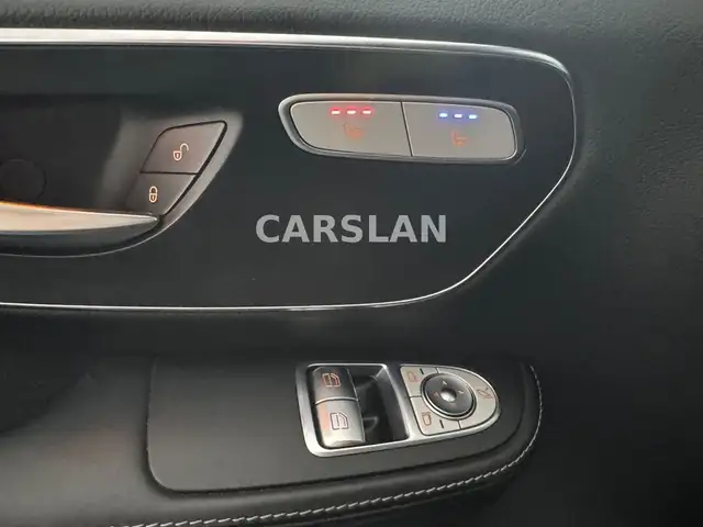 Mercedes-Benz V-Class view 30