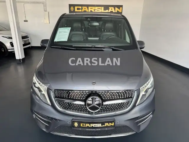 Mercedes-Benz V-Class view 3
