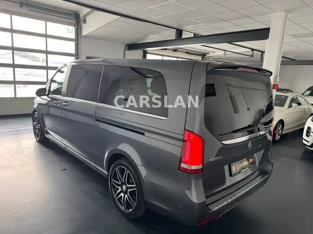 Mercedes-Benz V-Class view 10
