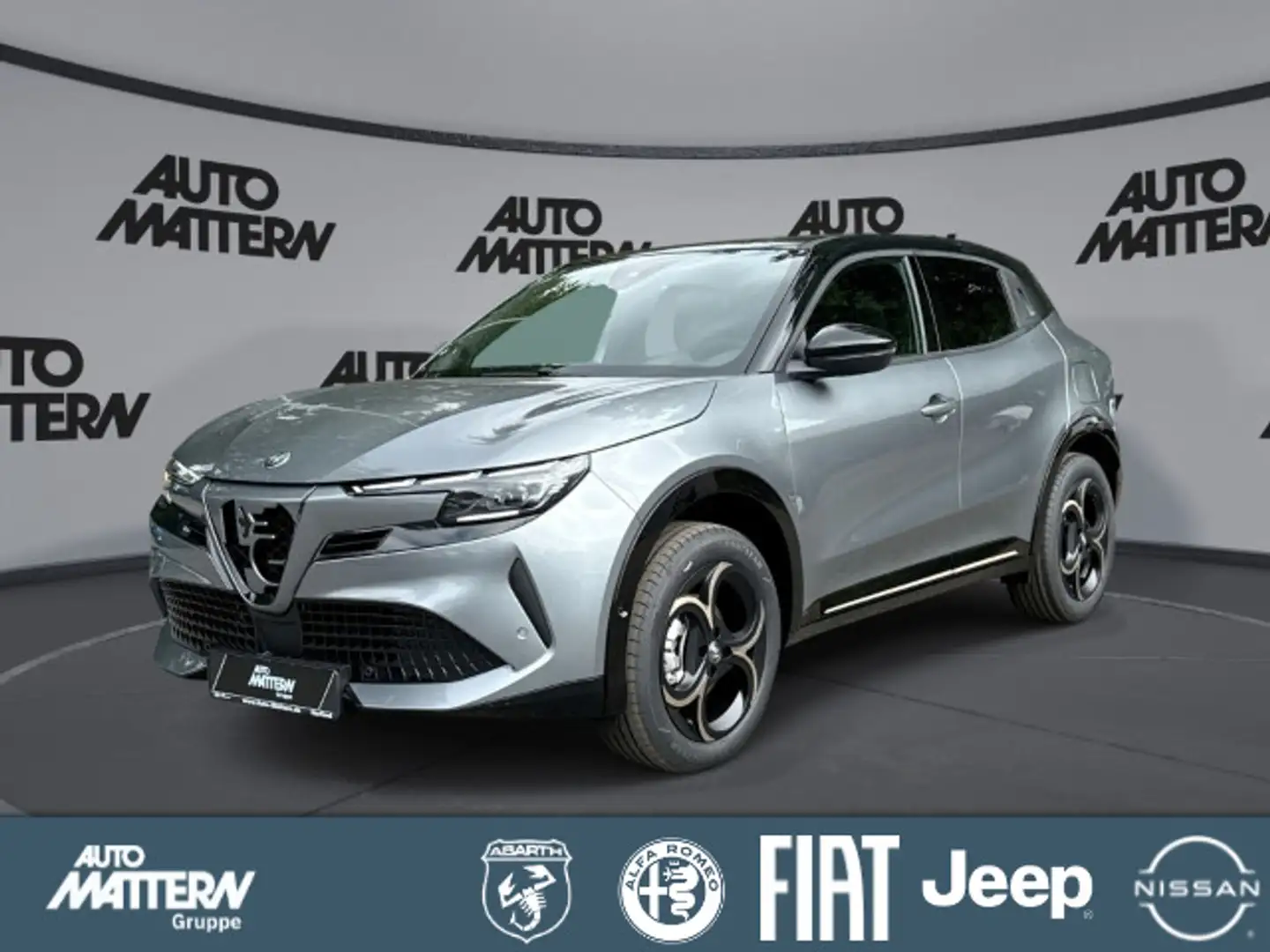 Alfa Romeo Junior 1.2 VGT Mild-Hybrid Intensa Gris - 1