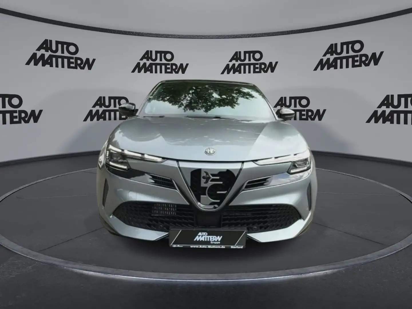 Alfa Romeo Junior 1.2 VGT Mild-Hybrid Intensa Grau - 2