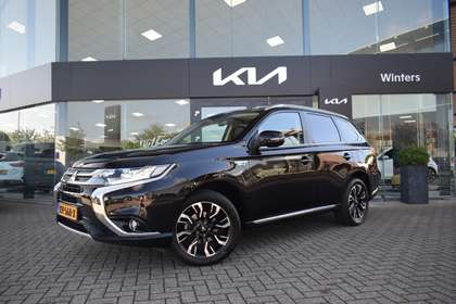 Mitsubishi Outlander 2.0i-16V 4WD PHEV Instyle Autom. | Navigatie | Cam