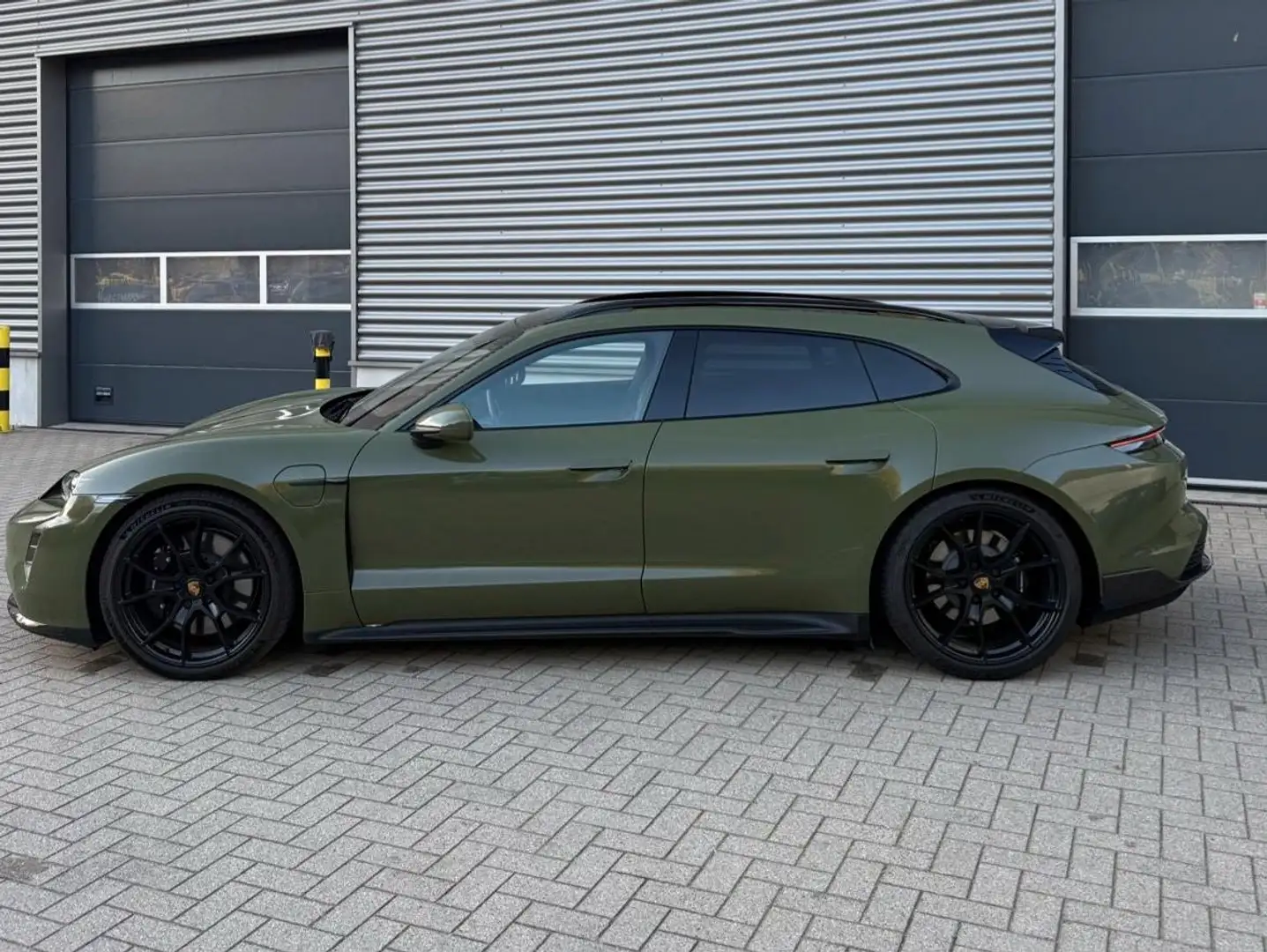 Porsche Taycan Taycan GTS Sport Turismo Verde - 2