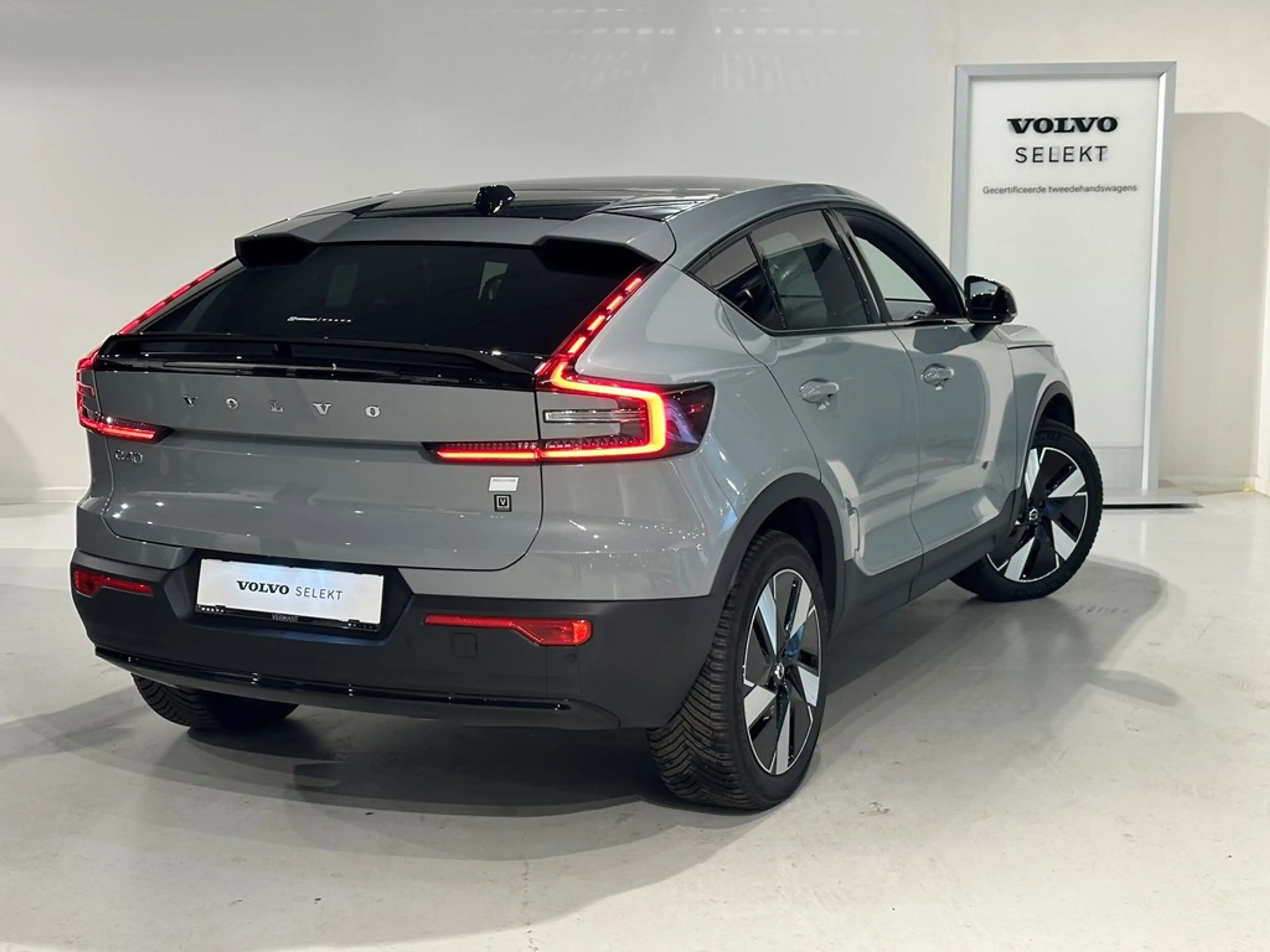 Volvo C40 Recharge Extended Range — photo 2