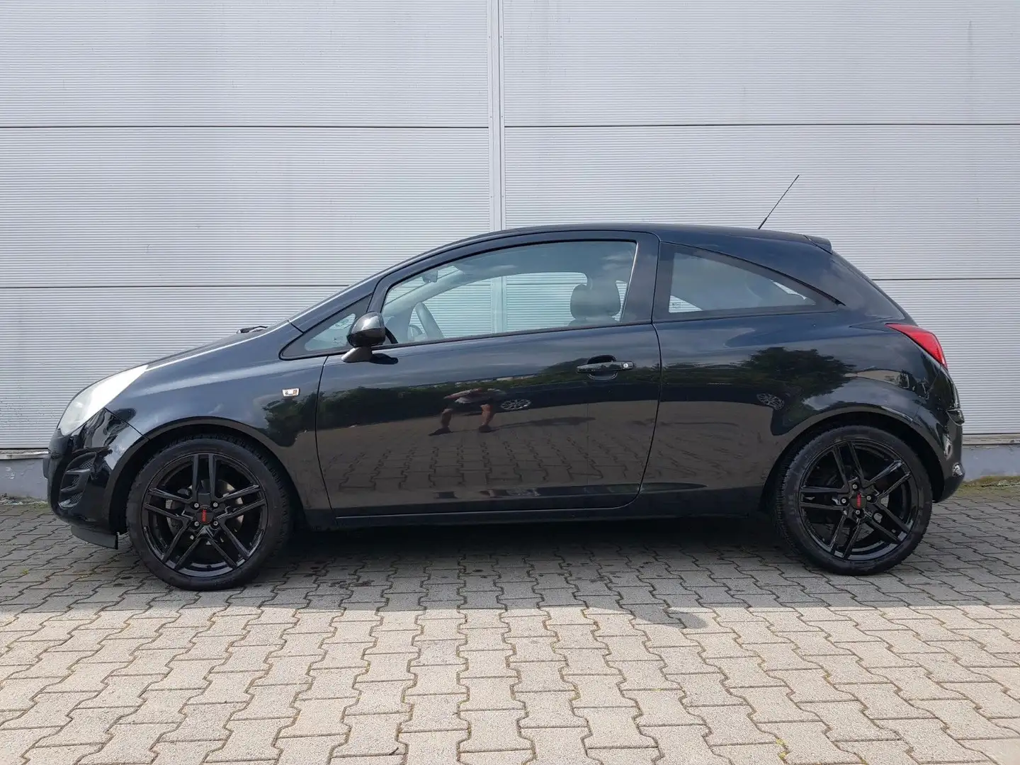 Opel Corsa D Edition Schwarz - 1