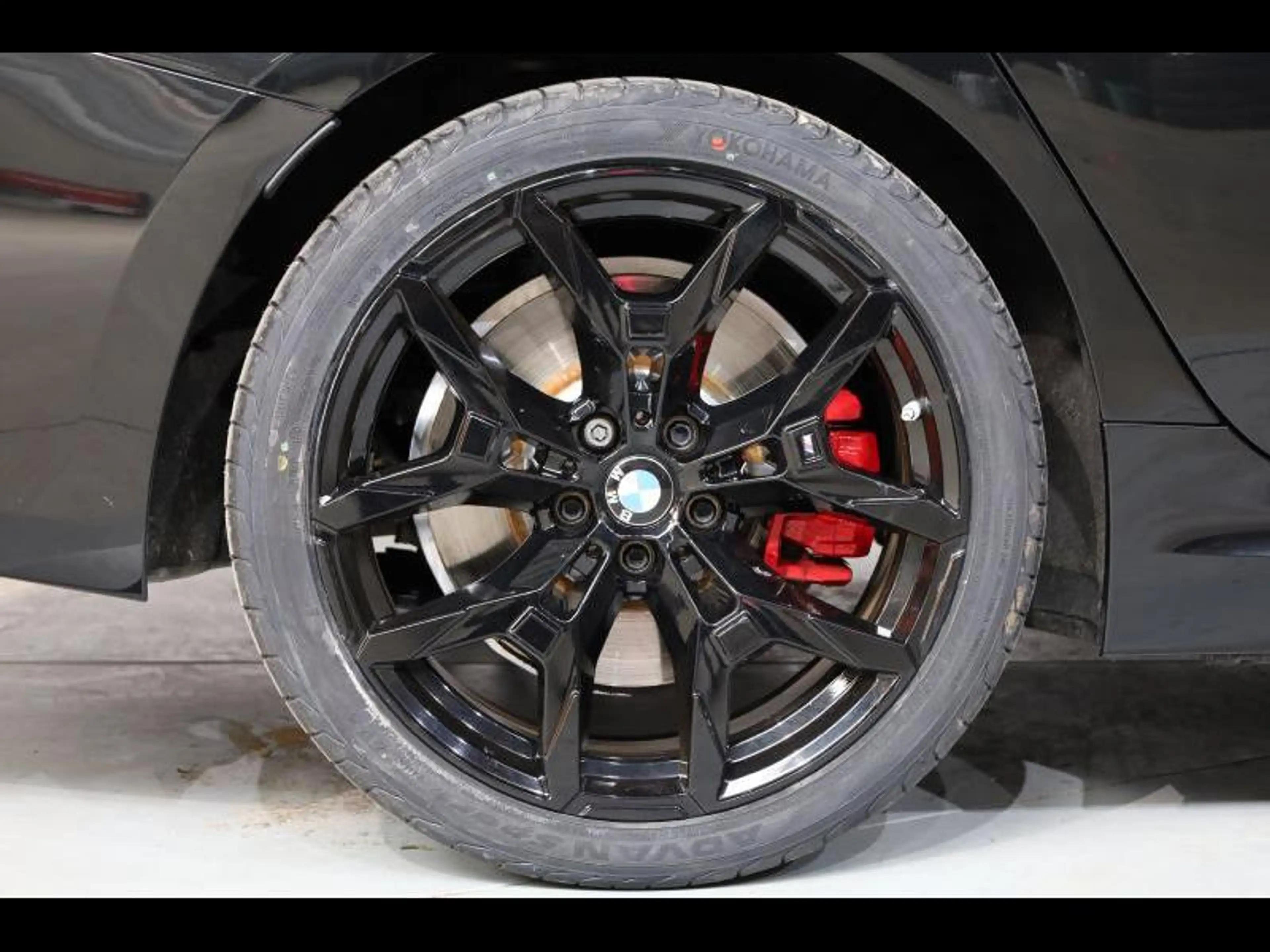 BMW 318 d Berline Kit M Sport — photo 8