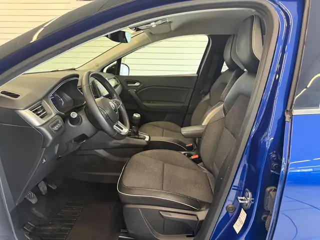 Renault Captur view 10