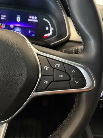 Renault Captur view 12