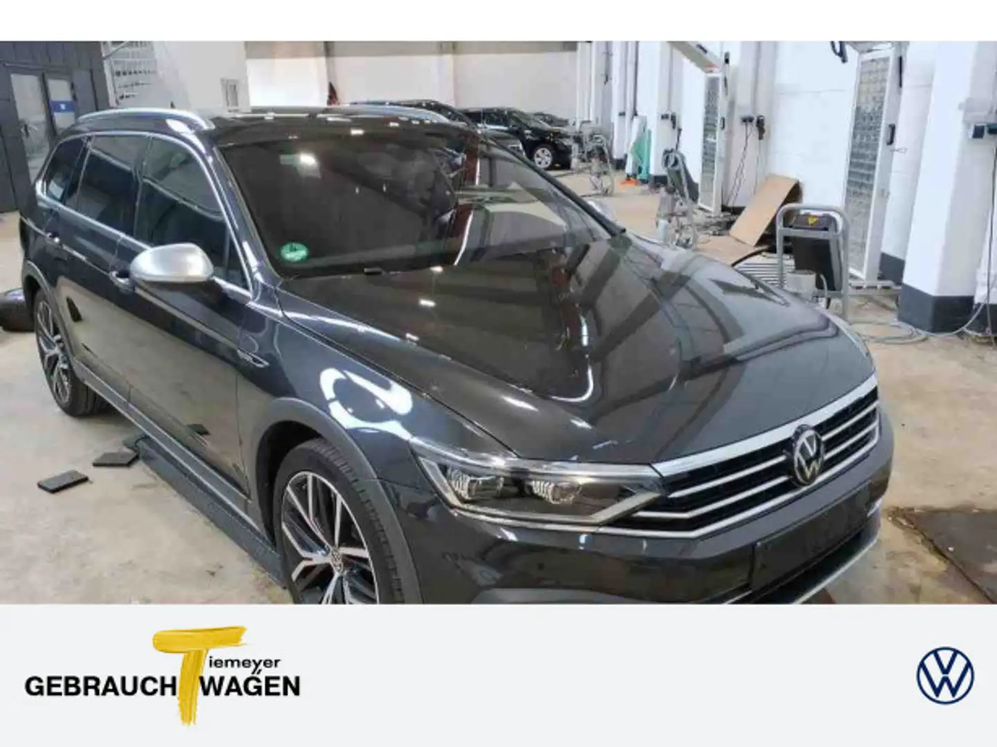 Volkswagen Passat Alltrack Variant 2.0 TDI DSG LM19 PANO AH Серый - 1