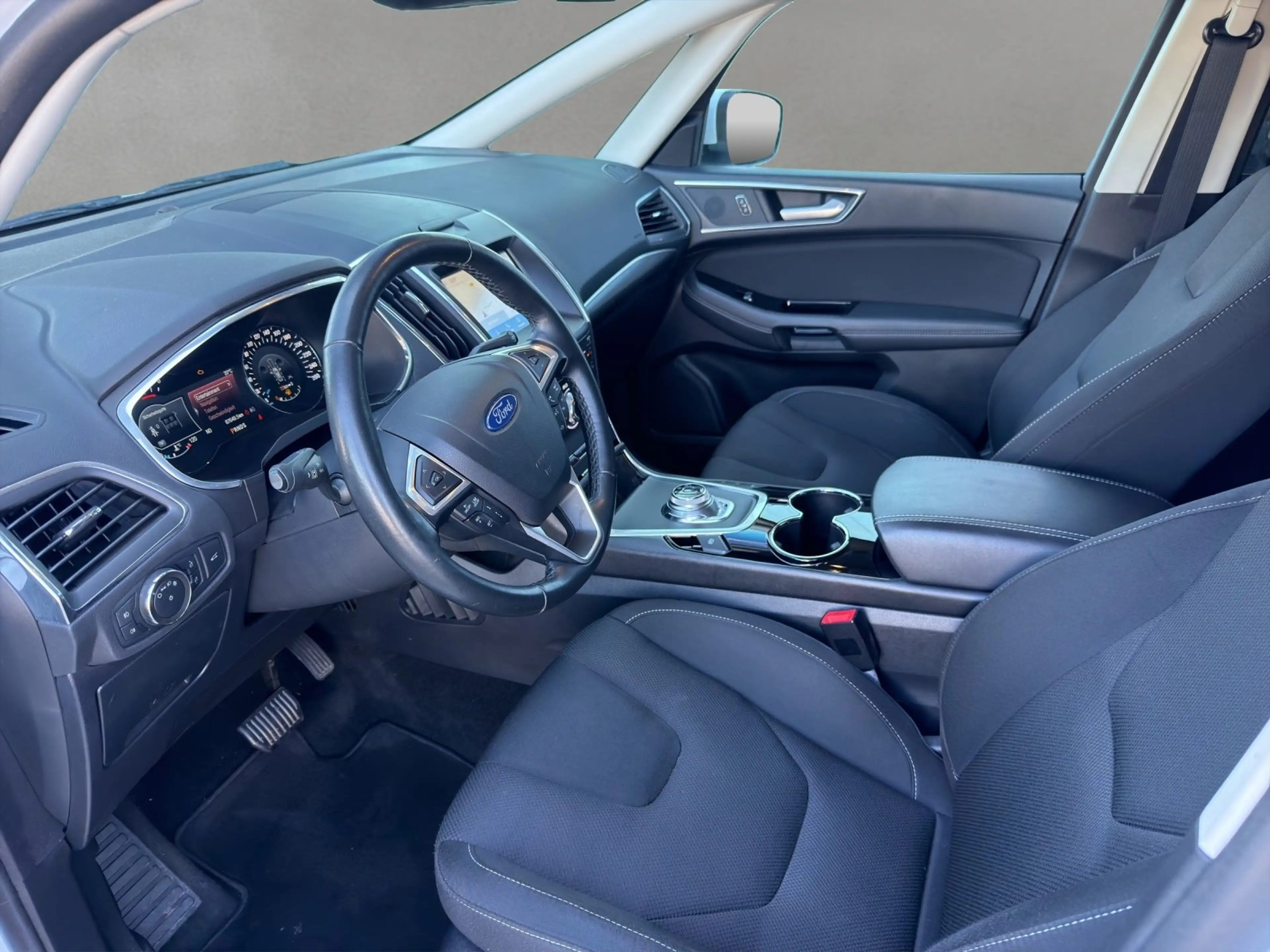 Ford S-Max 2.0 EB Titanium Allrad Standh RFK SH AHK — photo 7
