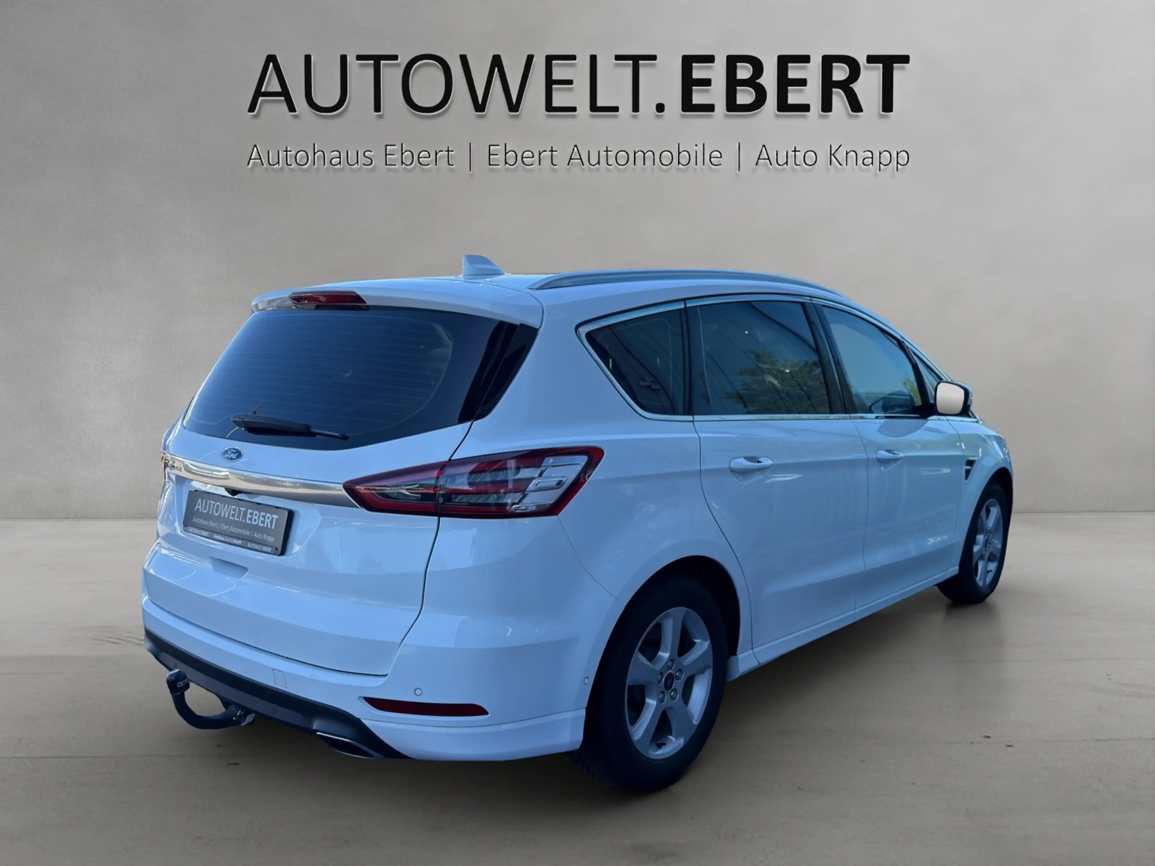 Ford S-Max 2.0 EB Titanium Allrad Standh RFK SH AHK — photo 5