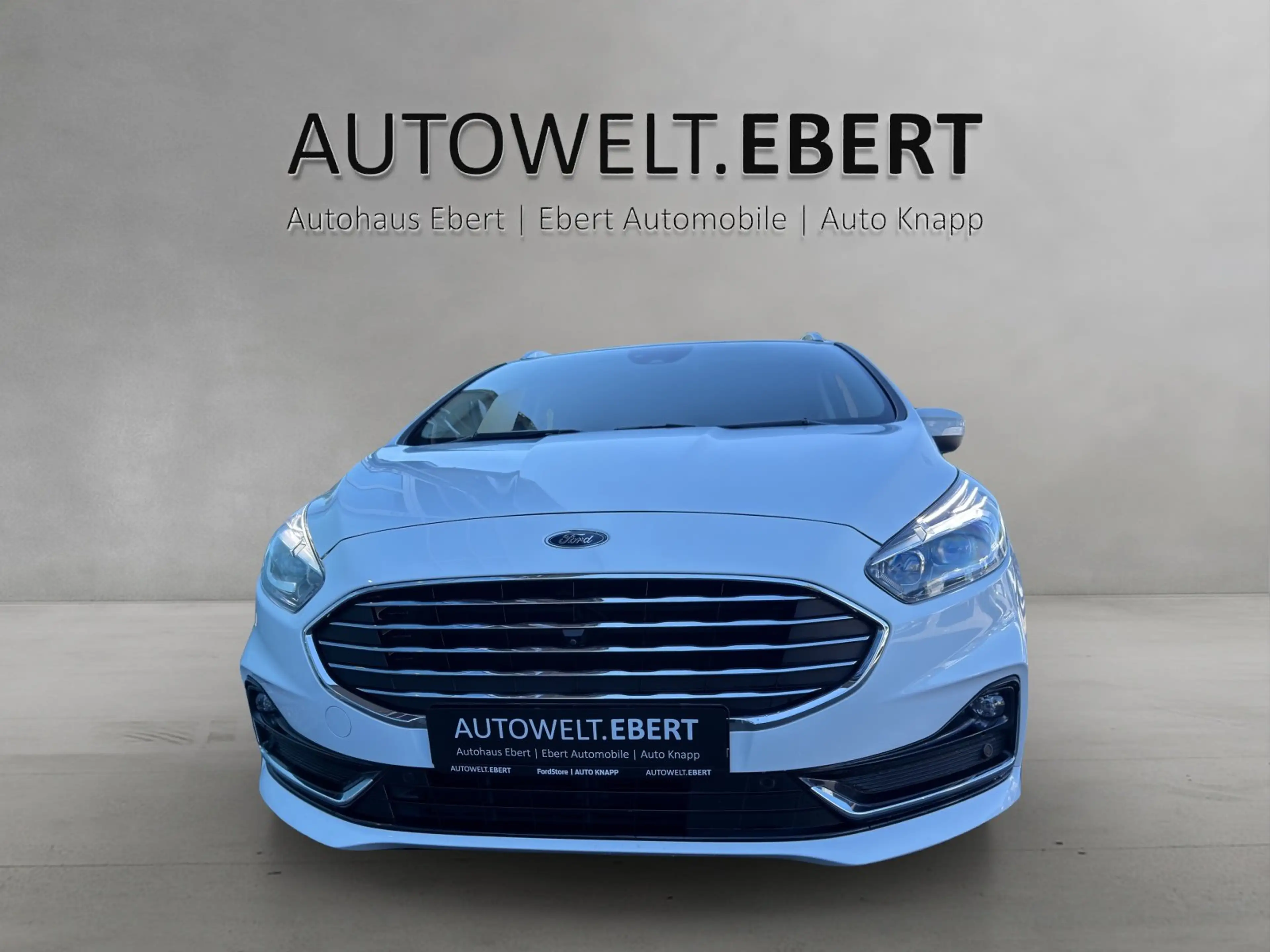 Ford S-Max 2.0 EB Titanium Allrad Standh RFK SH AHK — photo 6