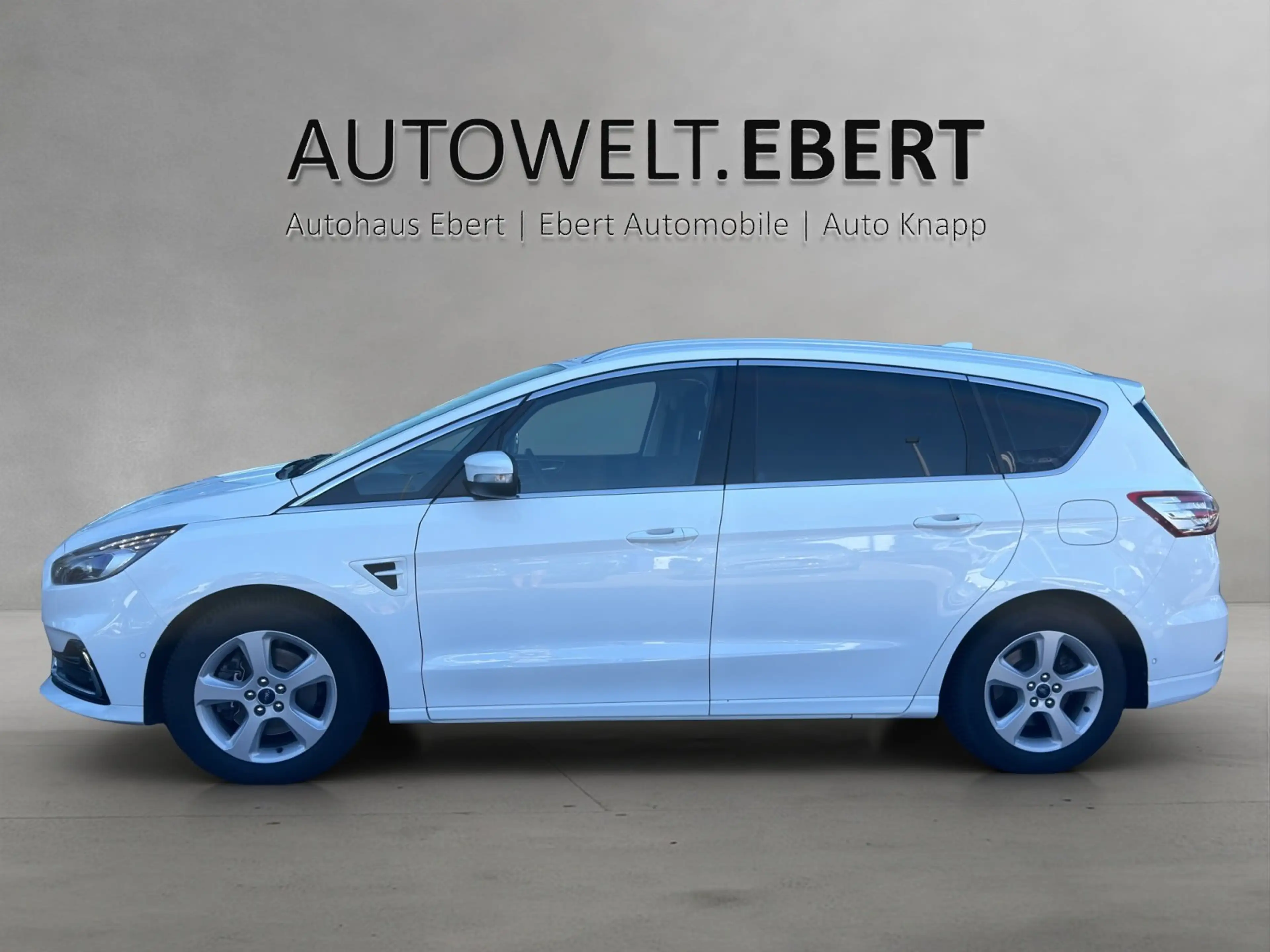 Ford S-Max 2.0 EB Titanium Allrad Standh RFK SH AHK — photo 2