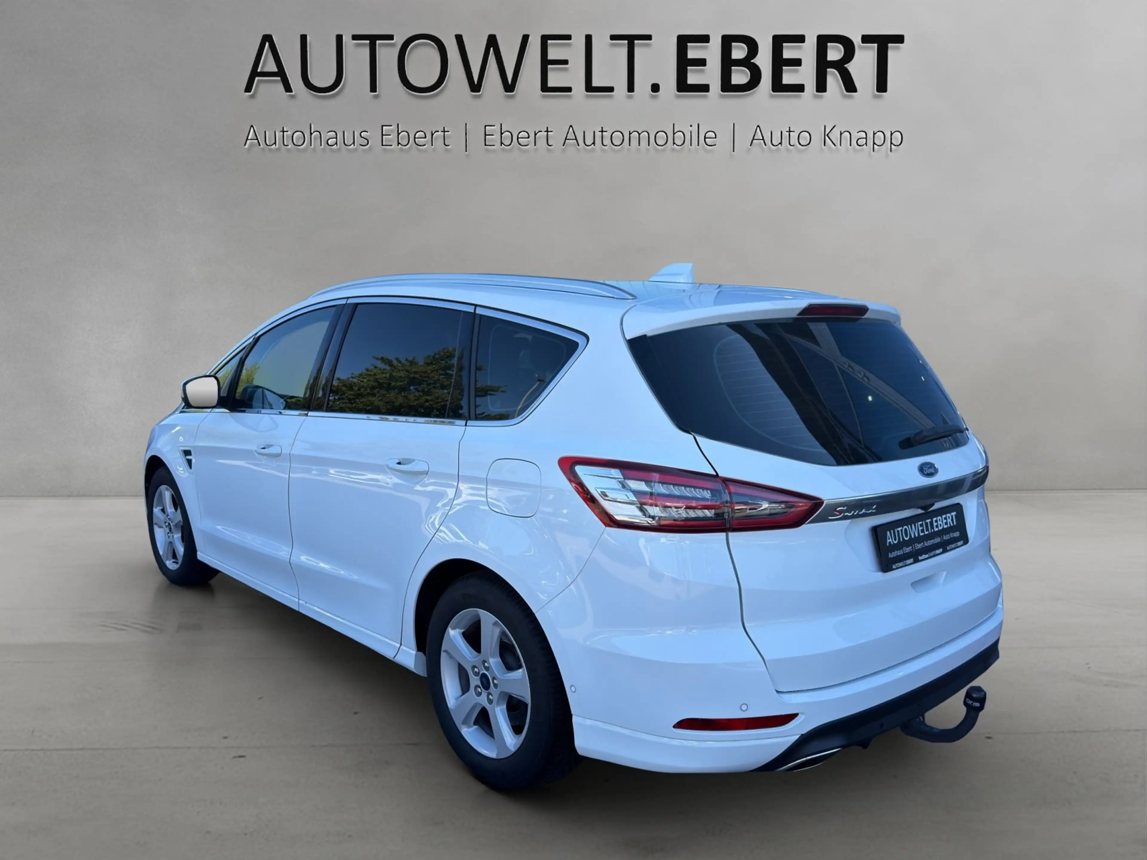Ford S-Max 2.0 EB Titanium Allrad Standh RFK SH AHK — photo 3