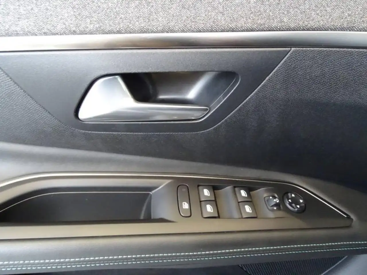 Peugeot 3008 3008 — photo 19