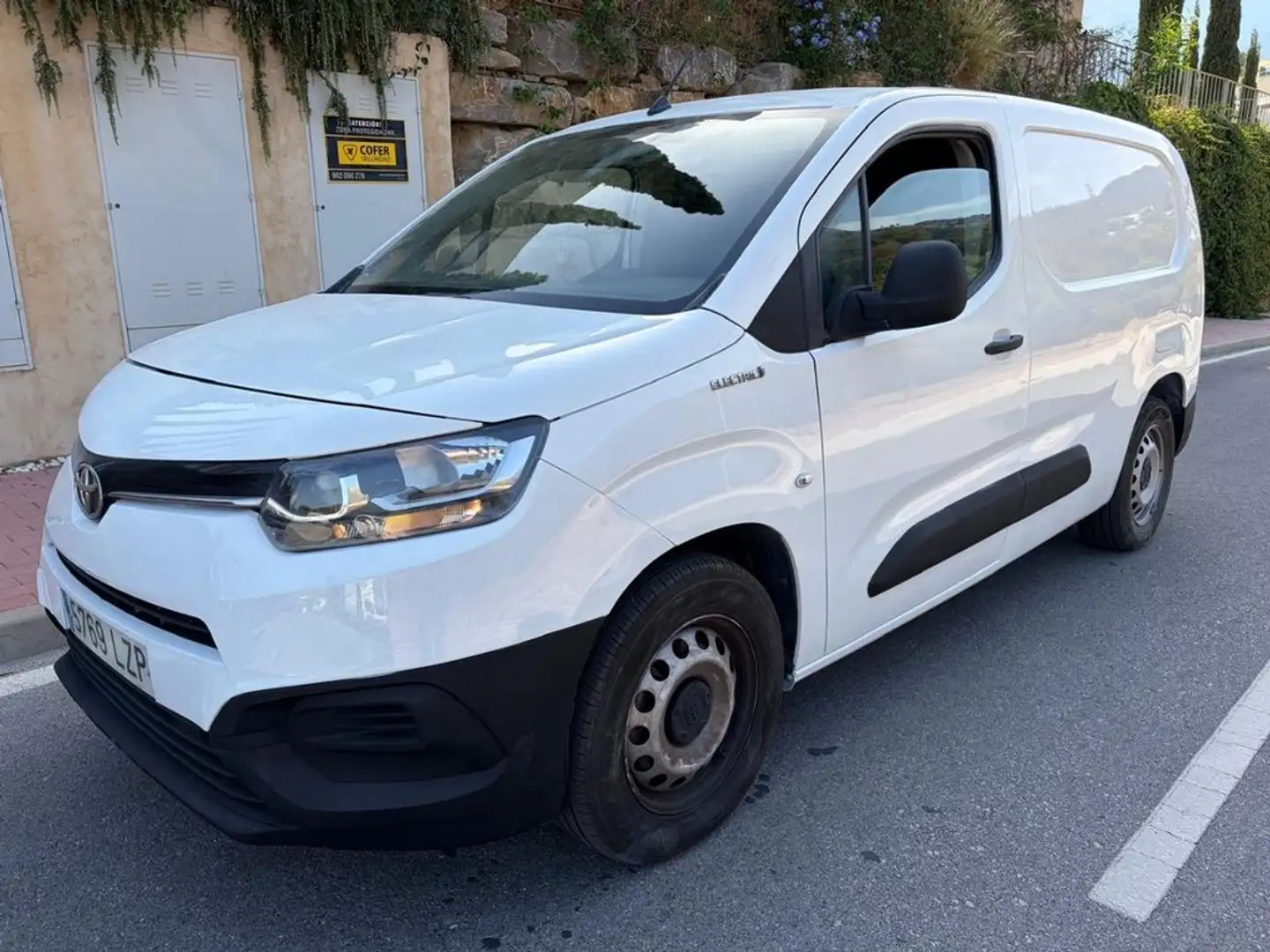 Toyota Proace City Van EV 50kWh 136CV GX Plus L2 Blanco - 1